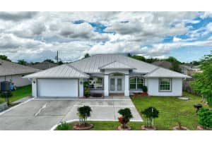 1019 Sw California Blvd, Port Saint Lucie