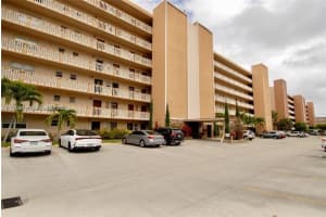 300 Ne 12th Ave 101, Hallandale Beach