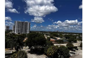 400 Leslie Dr 811, Hallandale Beach