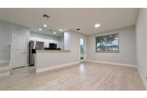 1976 Sw 60th Ter 1976, North Lauderdale