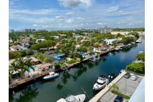 2000 Ne 135th St 906, North Miami
