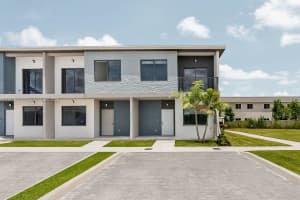 1499 Nw 6 Terr 1, Florida City