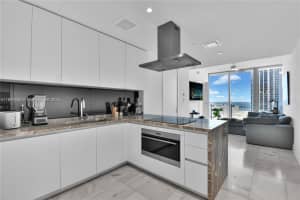 700 Ne 26th Ter 3104, Miami