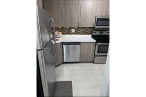 7480 Nw 17th St 303, Plantation
