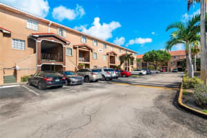 17425 Nw 75th Pl 106, Hialeah