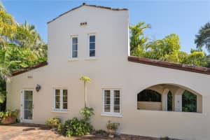 2421 San Domingo St Guest House, Coral Gables