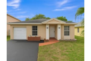 5904 Woodland Point Pl, Tamarac