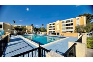 6901 Sw 147th Ave 2e, Miami