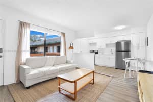 13210 Memorial Hwy 107, North Miami 13210 Memorial Hwy 107, North Miami