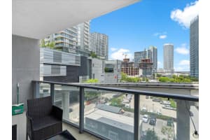 31 Se 6th St 802, Miami