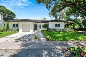 511 Madeira Ave, Coral Gables