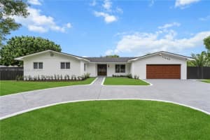 11460 Sw 128th St, Miami