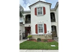 955 Ne 42nd Ter 955, Homestead