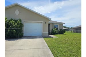 134 Se 12th St -, Cape Coral