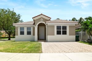 10902 Sw 242nd St, Homestead