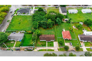 10440 Sw 178th St, Miami