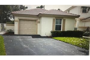 6952 Sw 148th Ln, Davie