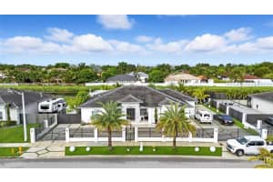 19302 Sw 132nd Path, Miami