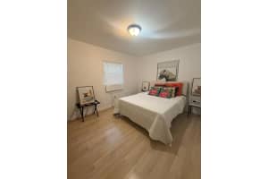 282 Nw 98th St, Miami