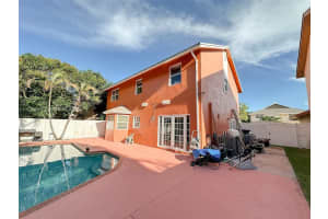 9731 Sw 13th St, Pembroke Pines