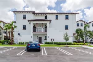 10630 Nw 88th St 202, Doral