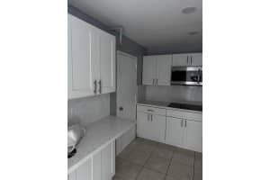 400 Kings Point Dr 525, Sunny Isles Beach