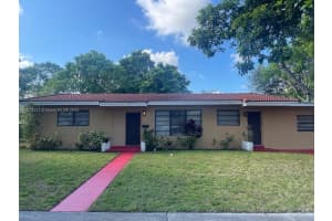1732 Ne 158th St, North Miami Beach