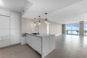10 Venetian Way 1903, Miami Beach
