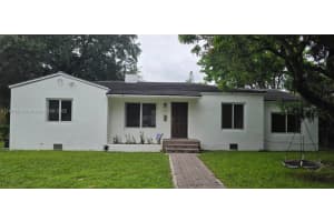 142 Nw 98th St, Miami Shores
