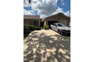 8066 Springside Ct E, Boca Raton