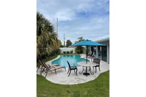 1241 Manor Dr, Riviera Beach