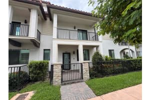 4760 Nw 83rd Pkwy 0, Doral