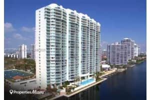 3675 N Country Club Dr 2209, Aventura