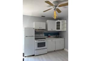 1101 Ne 5th St 1101, Hallandale Beach