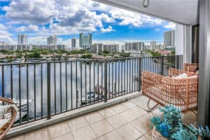 300 Three Islands Blvd 405, Hallandale Beach