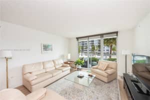 1155 Brickell Bay Dr 609, Miami