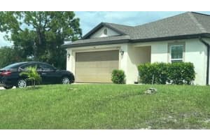 2829 Nw 7 Terrace, Cape Coral
