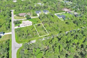 105 Mordecal St, Port Charlotte