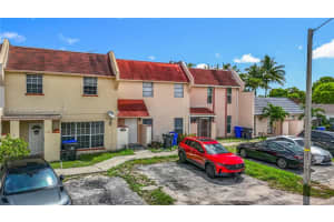 1379 Seaview 0, North Lauderdale