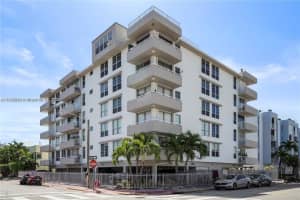 7735 Abbott Ave 5d, Miami Beach
