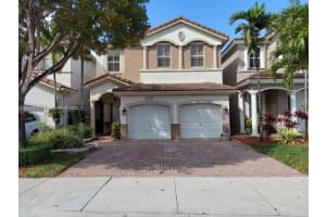 10865 Nw 84th St, Doral