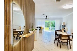 8952 Nw 38th Dr, Coral Springs 8952 Nw 38th Dr, Coral Springs