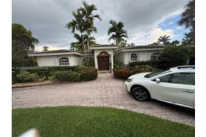 401 Warren Ln, Key Biscayne