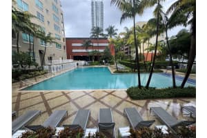 2000 N Bayshore Dr 126, Miami