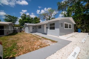 2457 Ne 183rd St 2457, North Miami Beach