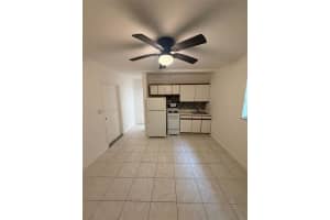 315 Nw 32nd St 315, Oakland Park