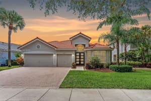 19471 Estuary Dr, Boca Raton