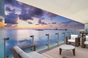 700 Ne 26th Ter 902, Miami