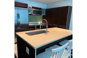 1900 N Bayshore Dr 3207, Miami