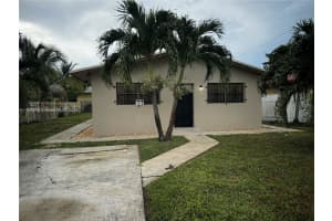 2481 Nw 13th Ct 1-2, Fort Lauderdale